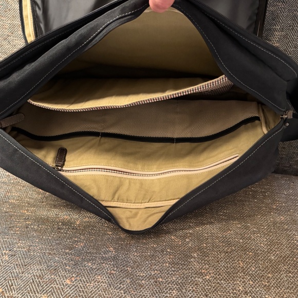 Men's Boconi Overnighter Garmet Bag - Dark Chocolate Brown (Pre Owned) - Picture 11 of 16